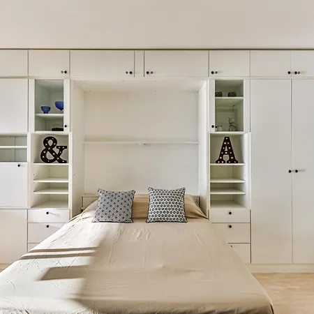 Les Yeux Dans Le Bleu