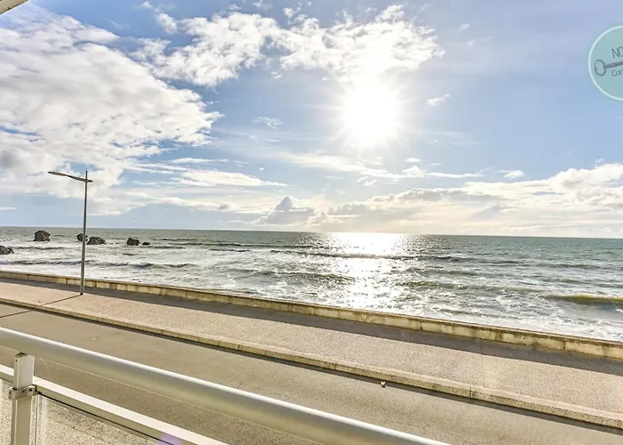 Les Yeux Dans Le Bleu Apartment