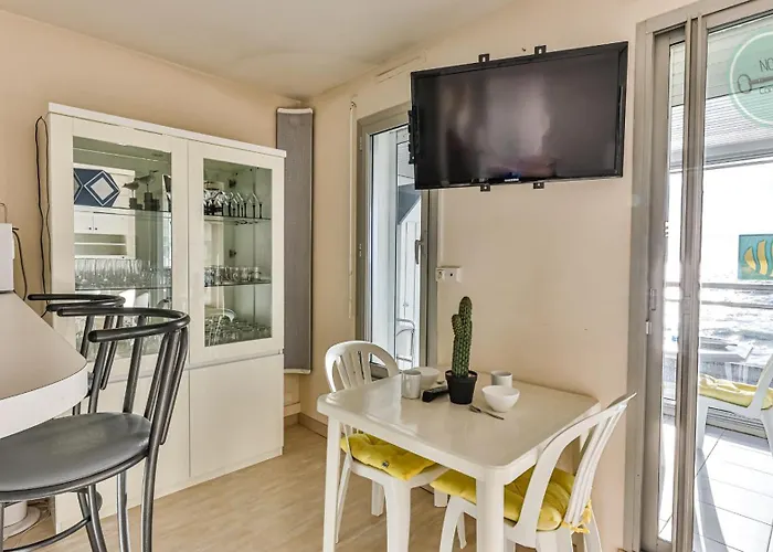 Les Yeux Dans Le Bleu Sion-sur-l'Ocean